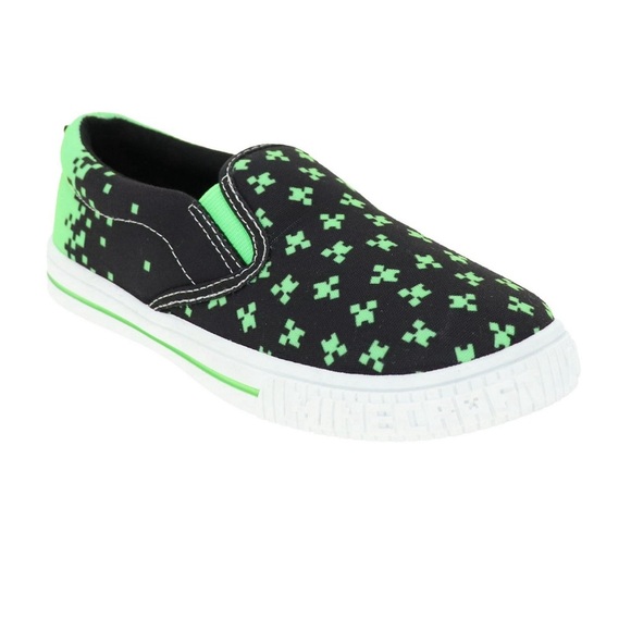 Minecraft Other - BNWT Minecraft Boy's Canvas Shoes Size 13 Non Marking Sole Slip On Style Gamer
